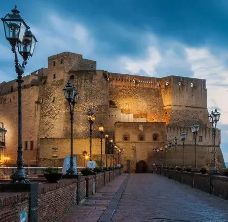 Velica 4*